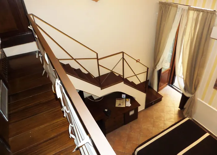 伊尔康文特酒店 3*