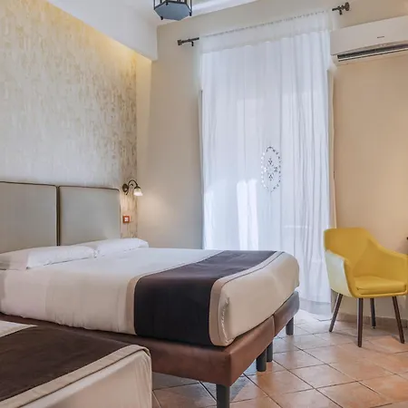 Il Convento 3* Naples