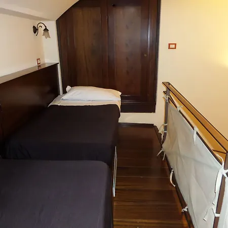 일 콘벤토 호텔 나폴리