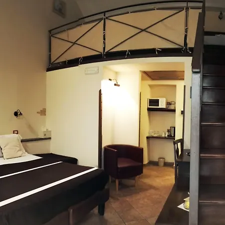 イル コンヴェント 3*