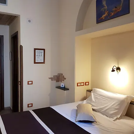 ホテル イル コンヴェント ナポリ