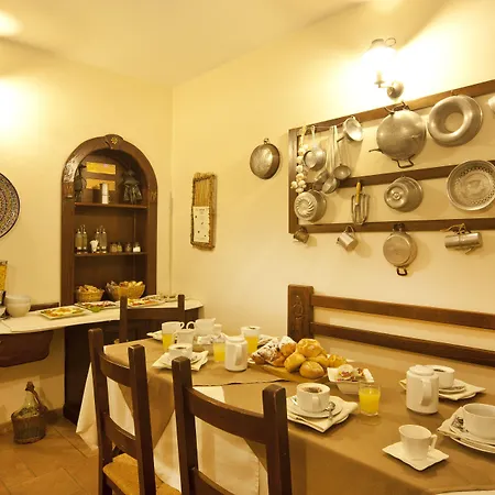 ホテル イル コンヴェント ナポリ