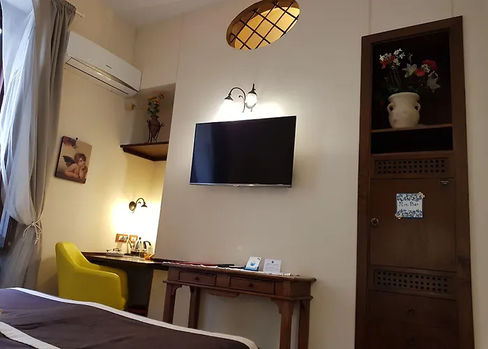 Il Convento 3* נאפולי