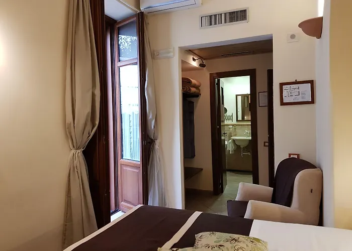 Il Convento נאפולי