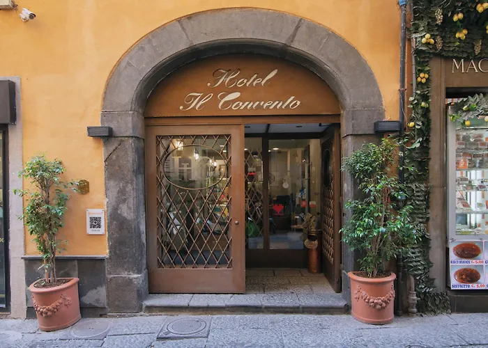 Il Convento 3* נאפולי